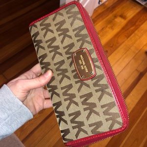 Michael Kors wallet